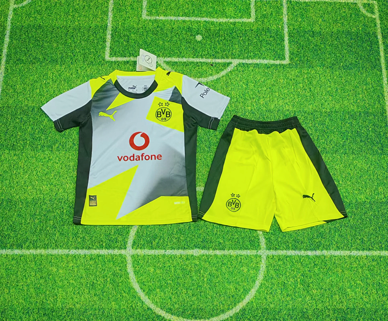 Niño_kids kit 25-26 Dortmund away jersey size 16-28